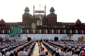 देश ने बनाया रिकॉर्ड, आजादी के 75 साल बाद भारतीय तोप ने दी सलामी 10 red fort