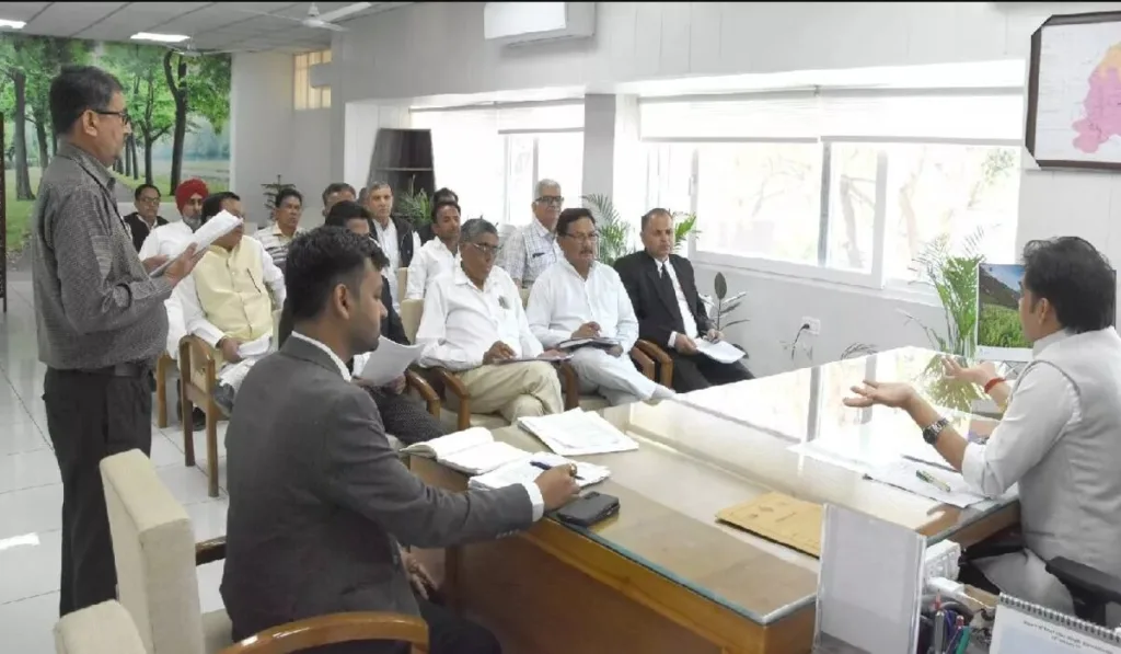 Lok Sabha Elections 2024: चुनाव लड़ रहे उम्मीदवारों को जमा करने होंगे ये दस्तावेज, DC ने मार्गदर्शिकाओं का पालन करने के निर्देश दिए