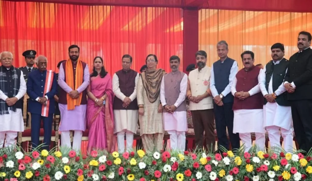 Haryana: Nayab Saini सरकार के मंत्रिमंडल का विस्तार नियमानुसार हुआ, चुनाव आयोग ने जवाब की मांग की