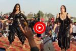 Dimple Chaudhary started pouring water on herself on the stage itself